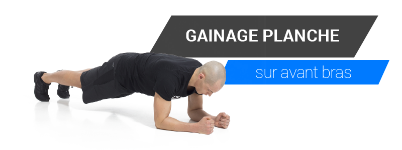 Exercice de gainage planche sur avant-bras
